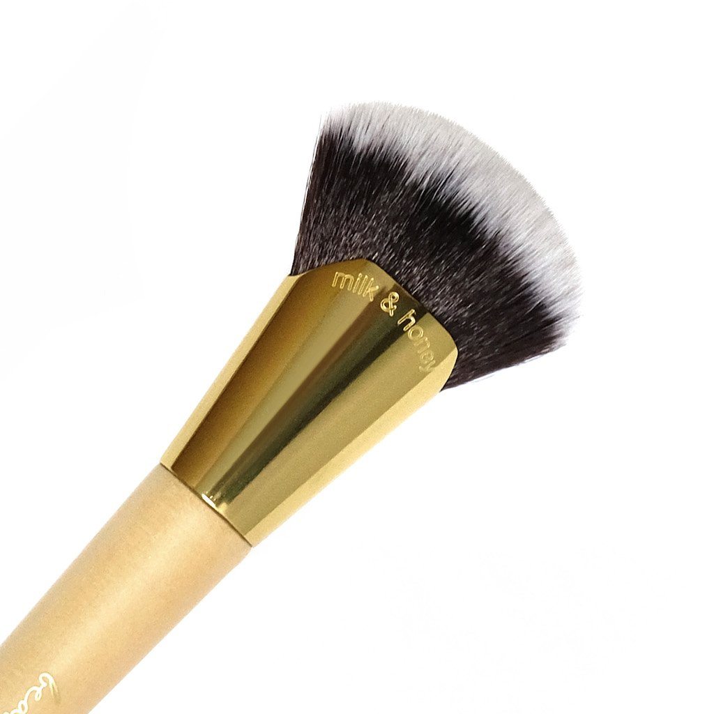 Milk & Honey Brush | Bakeware Makeup Brushes by Beauty Bakerie Cosmetics Brand